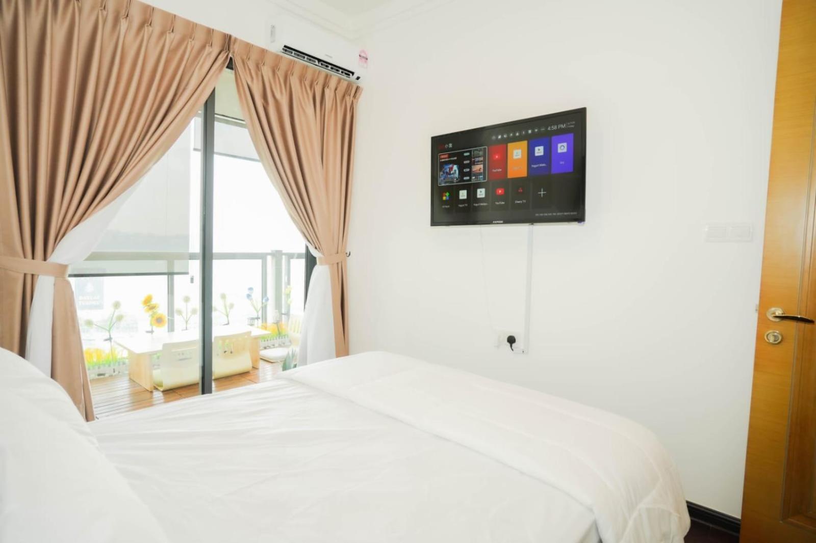 R&f Princess Cove, U-home Apartment *